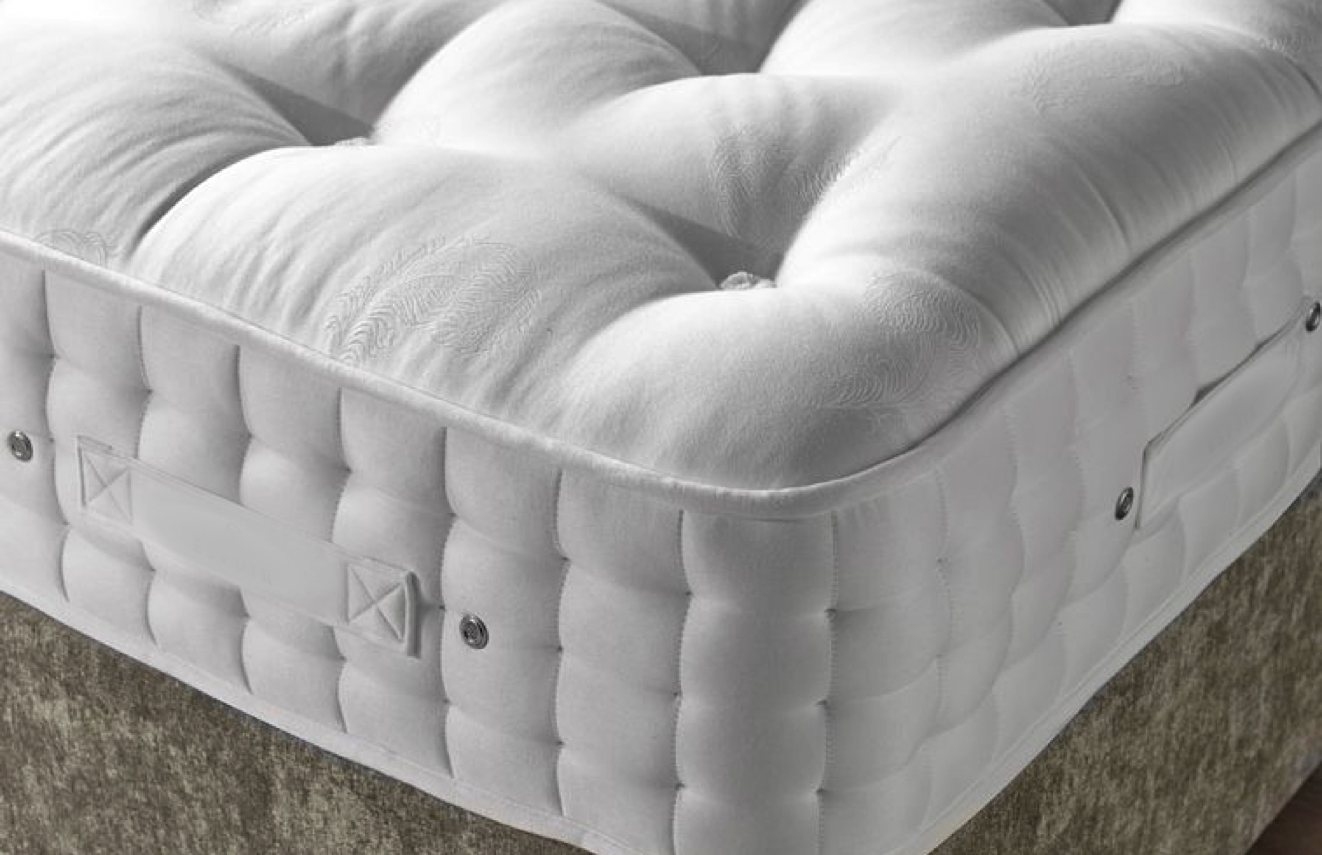 NYX Luxury Beds